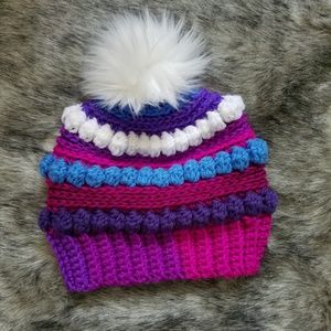 *SOLD*   Toddler size beanie with faux fur pom pom